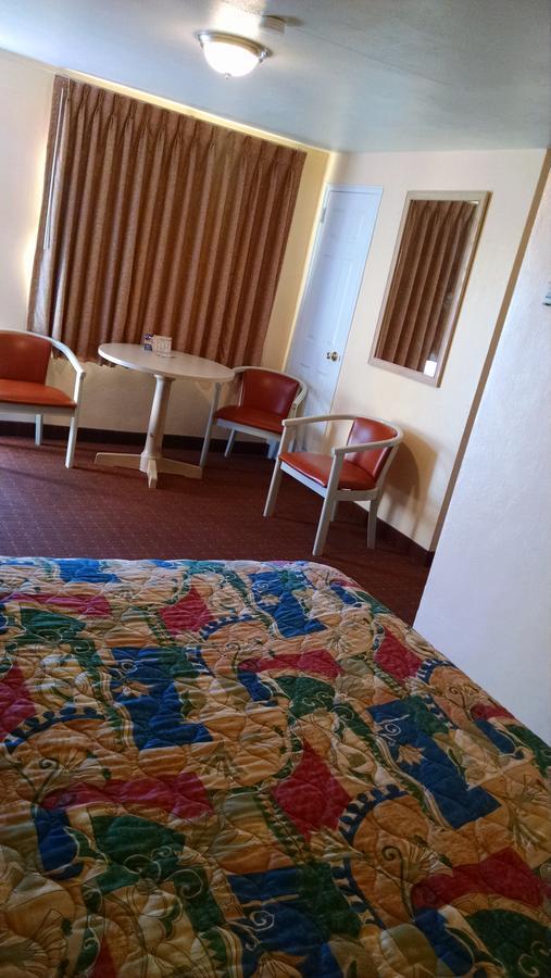白沙汽车旅馆 阿拉莫戈多 外观 照片